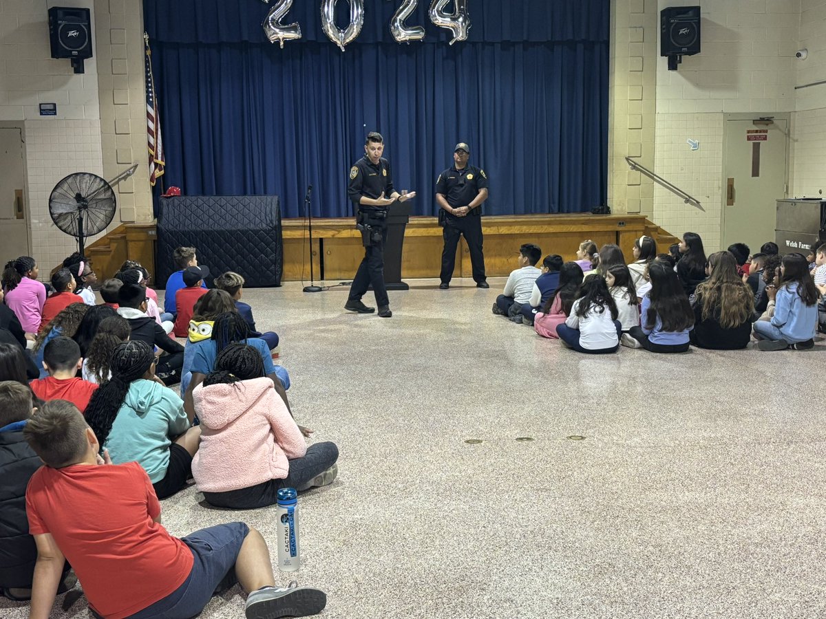 Thank you Officer Schulz, Officer Ramirez, and their amazing K-9 Milo for visiting our school today! Your dedication to our community and the joy you brought to our students is truly appreciated! 👮‍♀️🐶💙