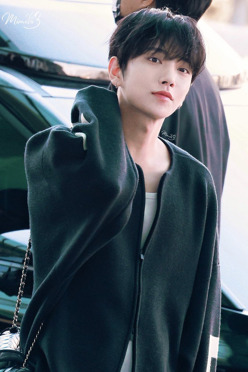 241020 ICN ✈️

#JOSHUA #洪知秀 #조슈아 #ジョシュア
#SEVENTEEN #세븐틴