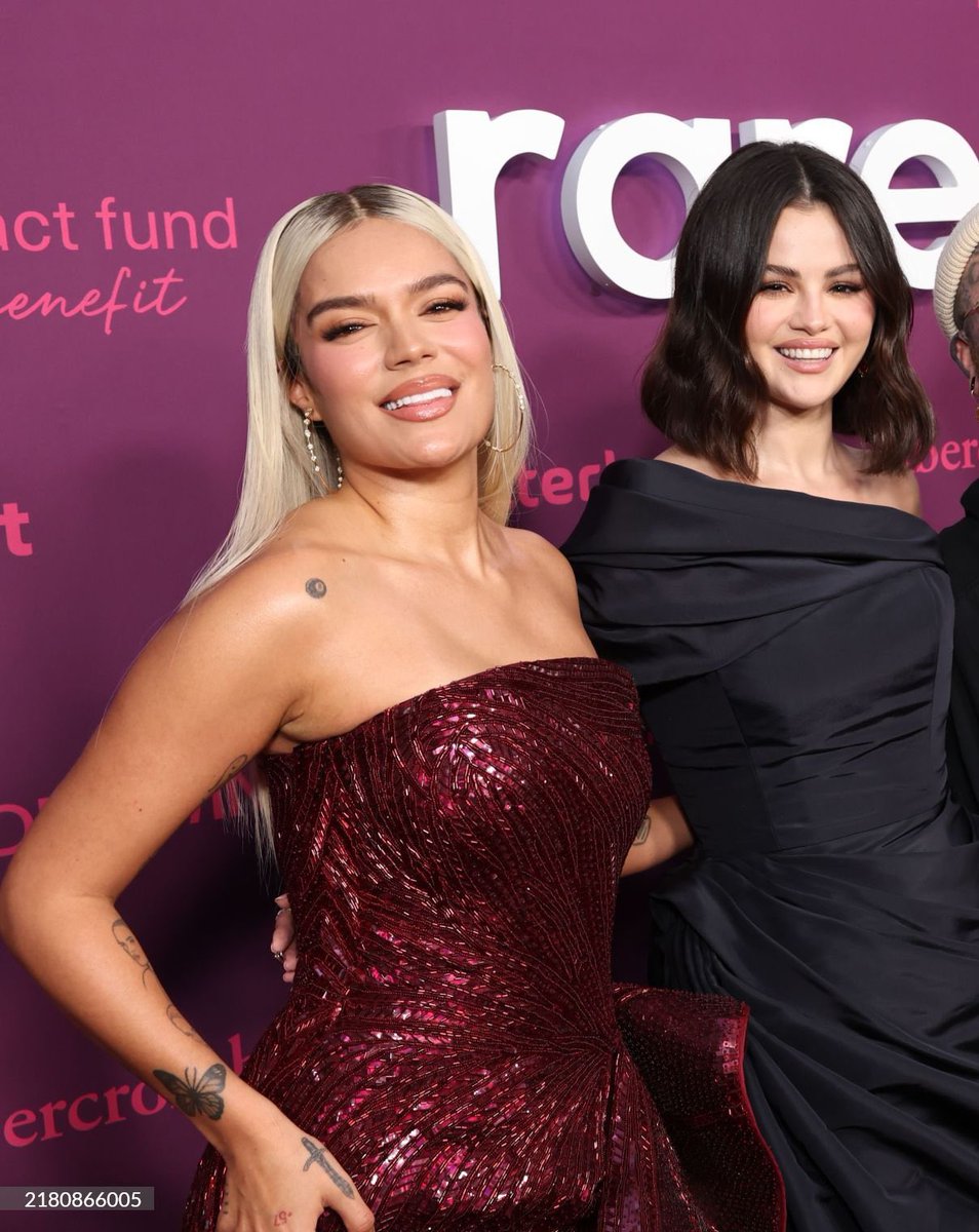 titoo_gomez_17's tweet photo. KAROL G Y SELENA GÓMEZ 🥺💘 https://t.co/6Wf7wEtBfz