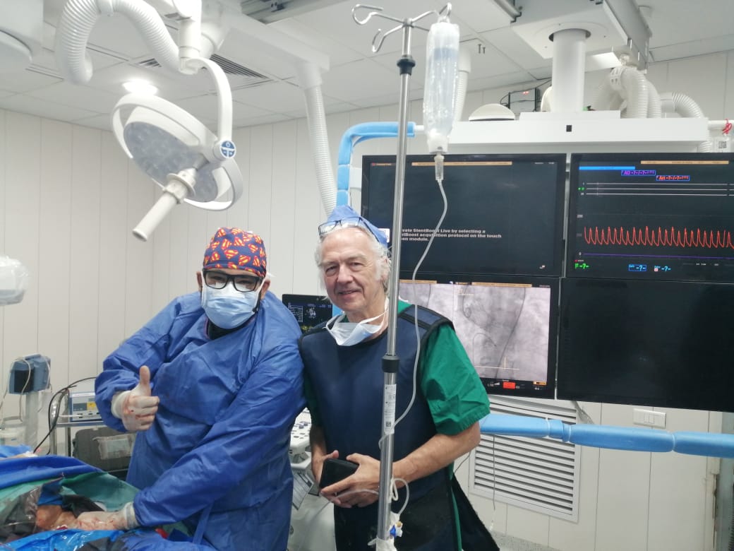 BigJoeN's tweet photo. Prof. Christopher admiring the fellow-seal puncture site closure technique 😂
After succesful -but stressful- TAVI for a patient with sever AS and a  huge septal bulge https://t.co/530u91KWjc