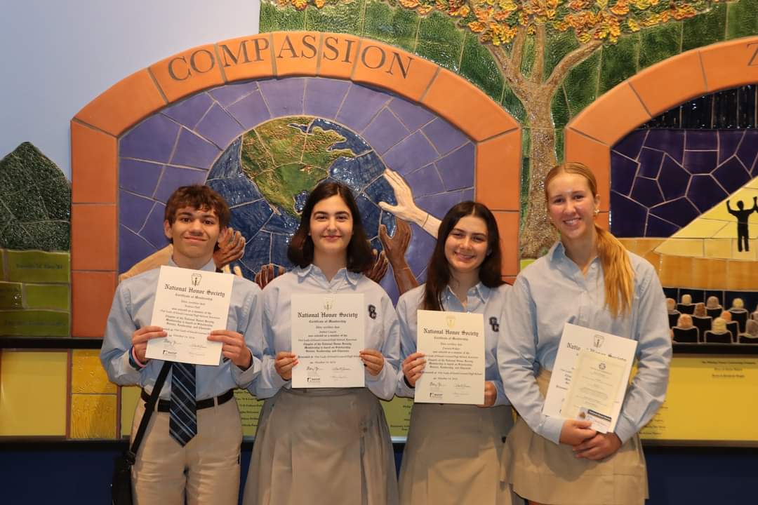 SMSAlumniRock's tweet photo. Congratulations to Andrew, Amber, Patricia, and Isabel (all from St. Mary's Class of 2022) who were all inducted into the Xaverian Chapter of the National Honor Society tonight at @OLGCHS! https://t.co/TCIyjabWF2