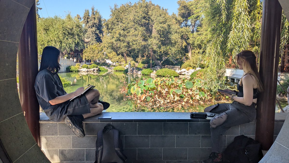 Anna Moshak tweet media