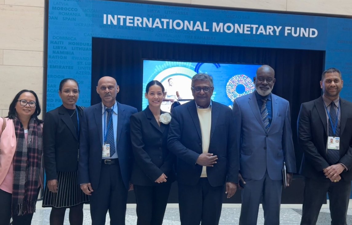 JadeTjon's tweet photo. As the world's finance ministers gather at the IMF and World Bank Annual meetings, Suriname is appealing to the international  community and to multilateral banks to let forest-rich developing countries pay debt in carbon credits.
#WBGmeetings 
@WorldBank @el_BID https://t.co/TWWCRZs5nM