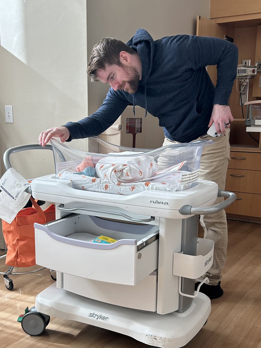 🩵Hank is here🩵10/21/24🩵