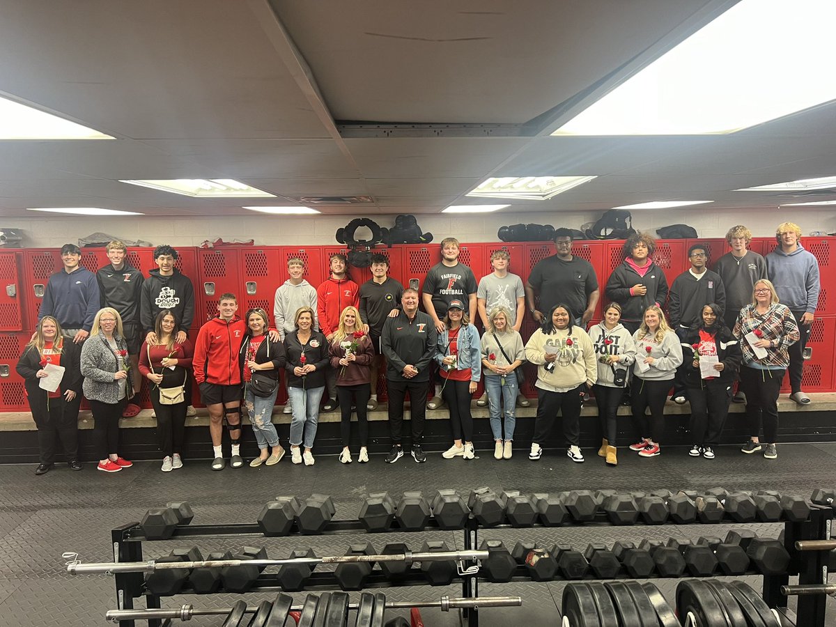 coachjkrause's tweet photo. What a tremendous evening. One one my favorite things we do as a program. Thank you Mothers for all you do for our young men and allowing us to be a part of your son’s lives. We love you! 
#FTB https://t.co/oPJcCvjFu3
