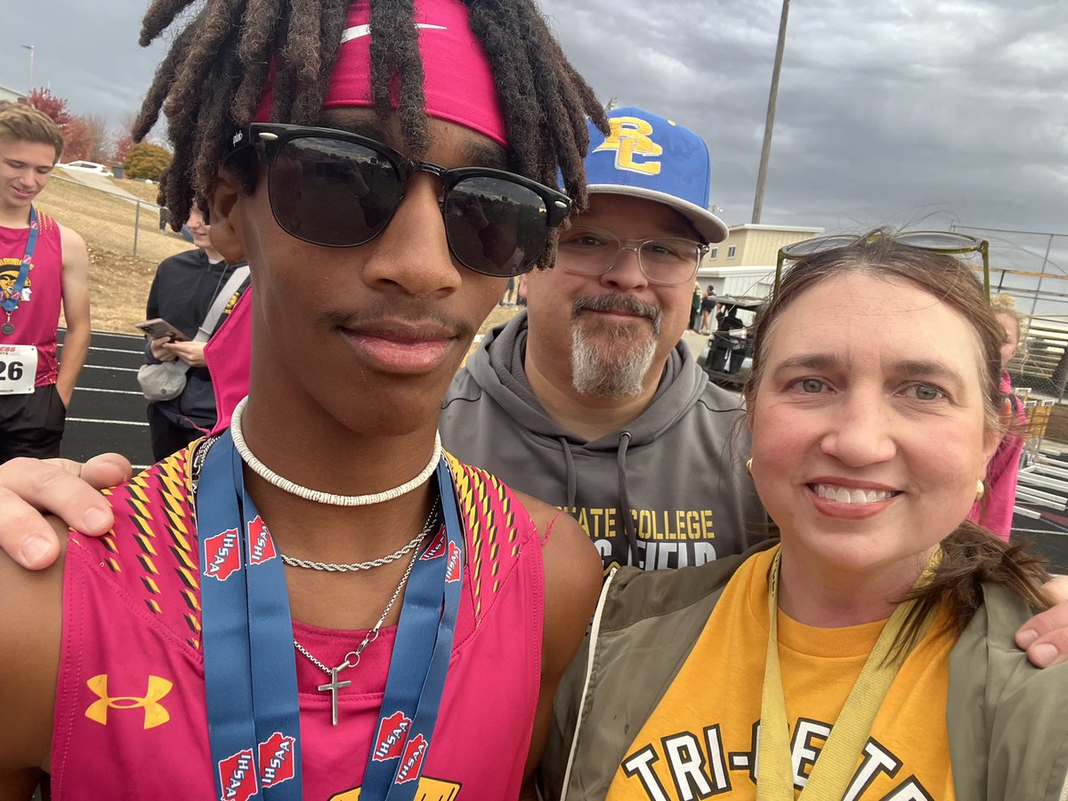 TonyWeers's tweet photo. Great night. So proud of Haven and his @tctrojans @TriCenterXC teammates for their accomplishments tonight and this season. #HeadedToState https://t.co/EXeCV0CWRS