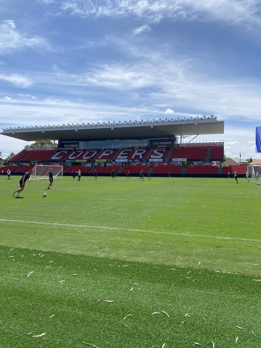 Carl Veart has reiterated his frustrations about a lack of investment into his Reds side, after the club outlined its target is a top 4 finish this year. Jordan Elsey has picked up an injury, while Vriends is still out so Isaias likely to play at CB @10NewsFirstAdl <a href="/10FootballAU/">10 Football</a>