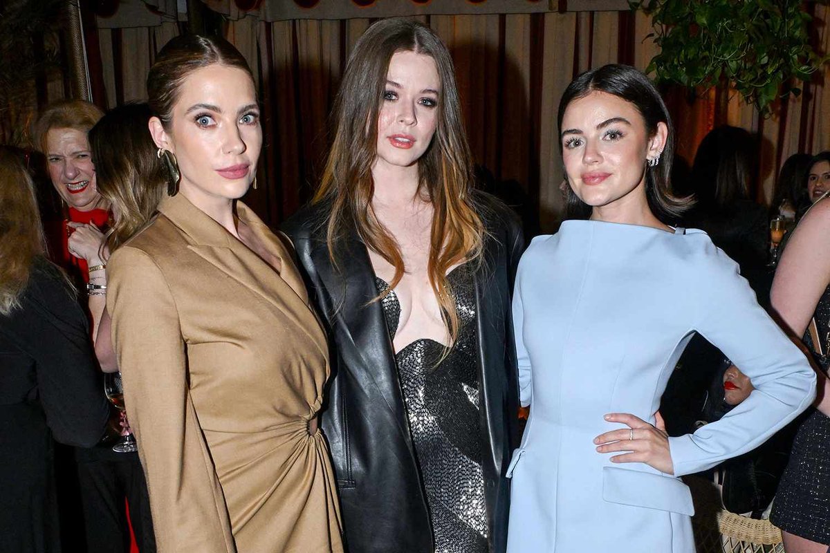 glittermagazine's tweet image. ‘Pretty Little Liars’ stars Ashley Benson, Sasha Pieterse, and Lucy Hale reunited at the 2024 WIF Max Mara Face of the Future event in Hollywood.✨ 

#PrettyLittleLiars #AshleyBenson #SashiaPieterse #LucyHale #2024WIFMaxMaraFaceOfTheFuture