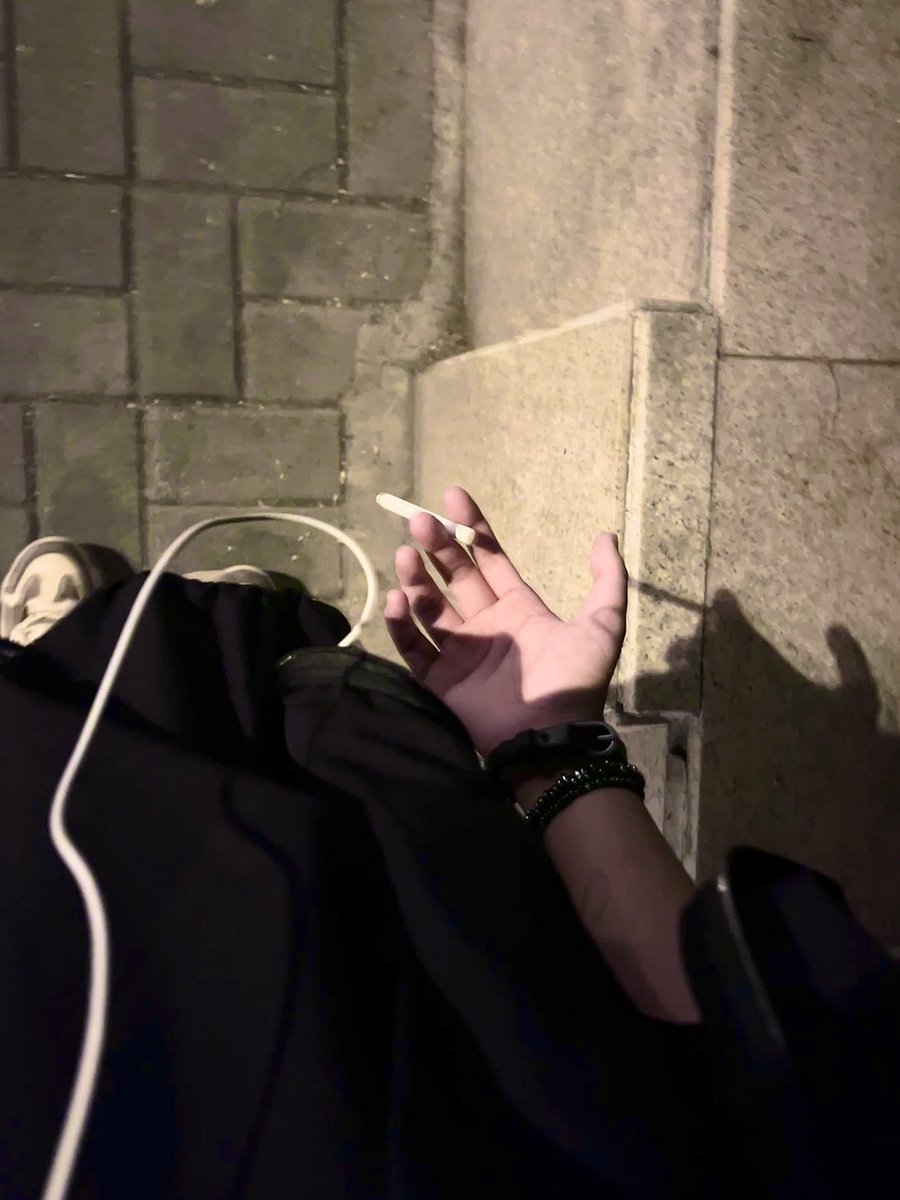 seeyounever tweet media