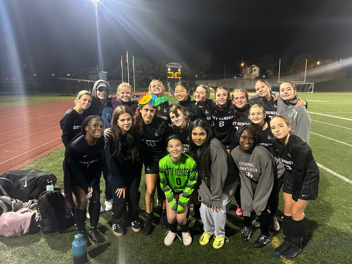 Beautiful night &amp; WIN over <a href="/mvalesoccer/">Lady Flyers Soccer</a>, 7-2. Jane K w the 🦜 on a 4-goal night. Congrats to Coach Tracy &amp; MVale on a great season. Next stop… semis at All-High on Monday!  6:30PM. 

<a href="/Buffalo_Schools/">Buffalo Public Schools</a> 
<a href="/bufnewspreptalk/">BuffaloNewsPrepTalk</a> 
<a href="/BPSathletics/">Buffalo Athletics</a>