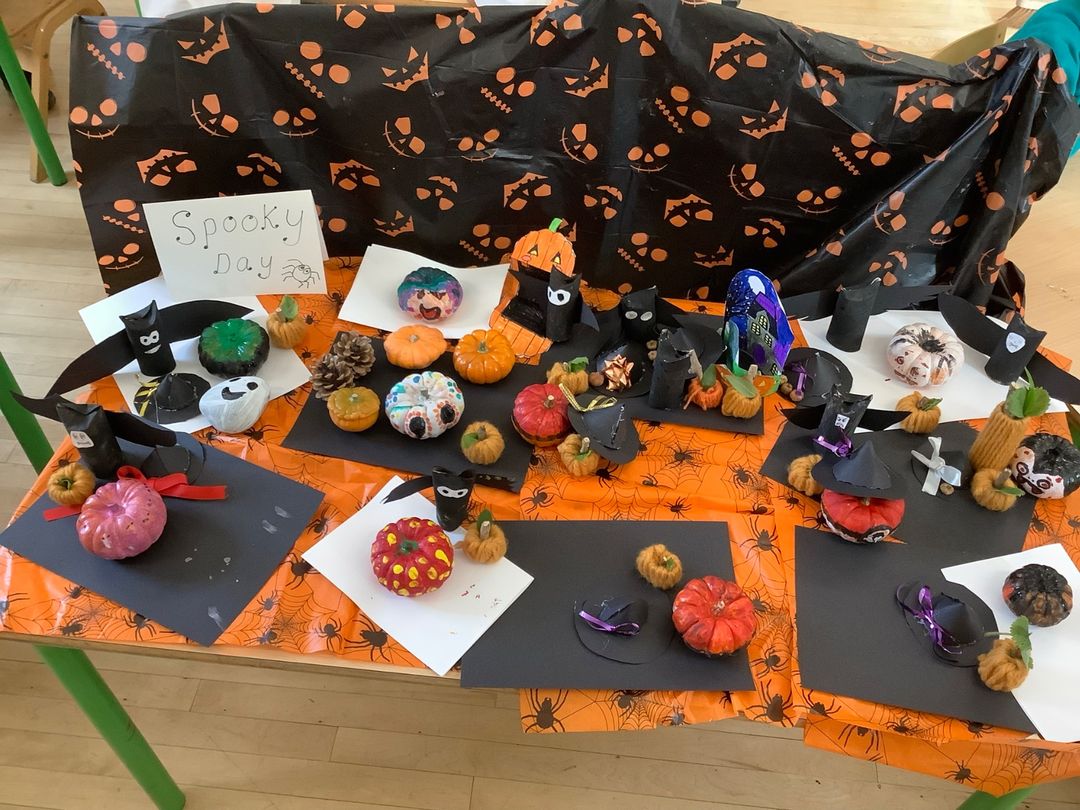 Spooky Day Craft! #craft #kidscraft #pumpkin #bat #creative <a href="/wrexham/">Wrexham.com</a> <a href="/Llan_Rural_Ward/">Llangollen Rural News and Views</a> <a href="/CefnCouncil/">Cefn Community Council</a>