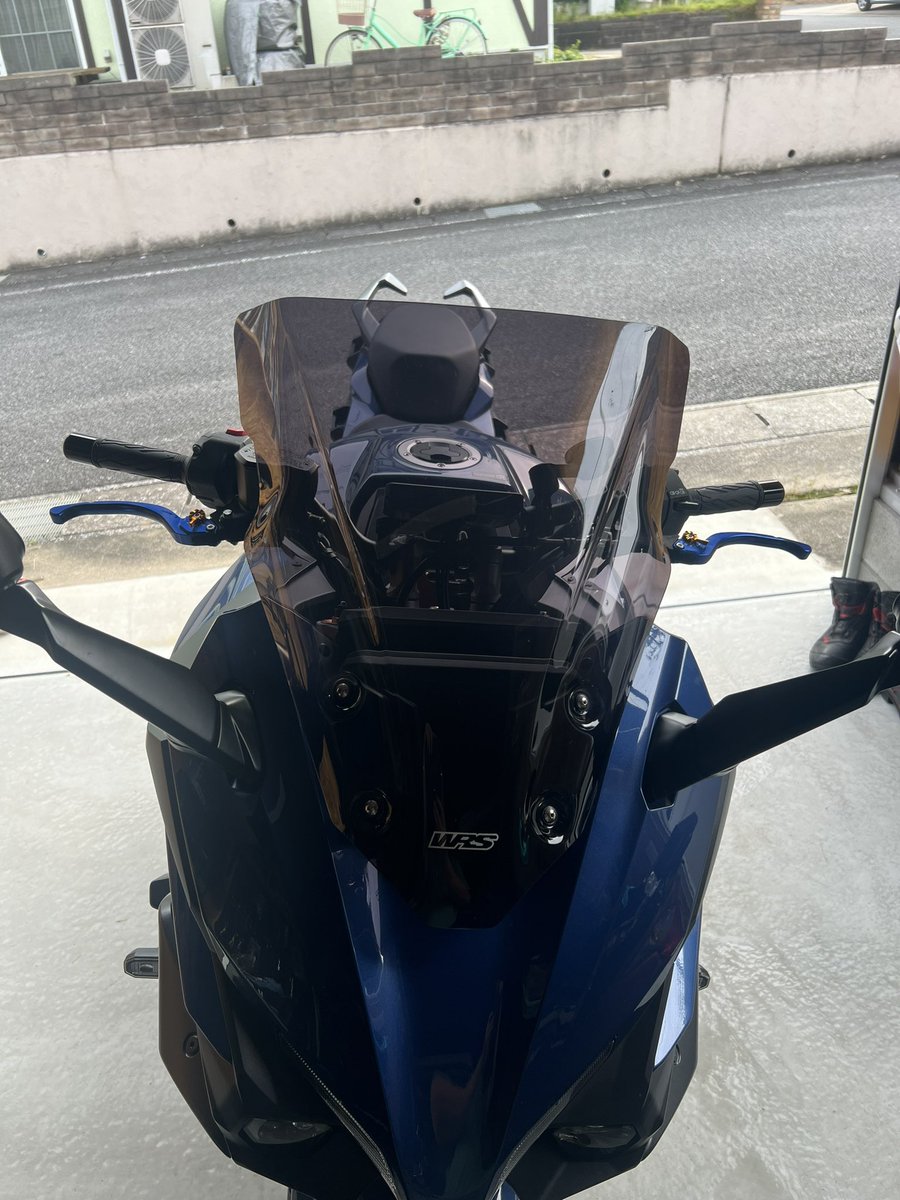 ユーカナヤツーリングタイプのレバー交換してみました。かっこいいのは良いのですが、クラッチレバー調整がなかなか決まんない。慣れるまで少し時間がかかるかも🤔