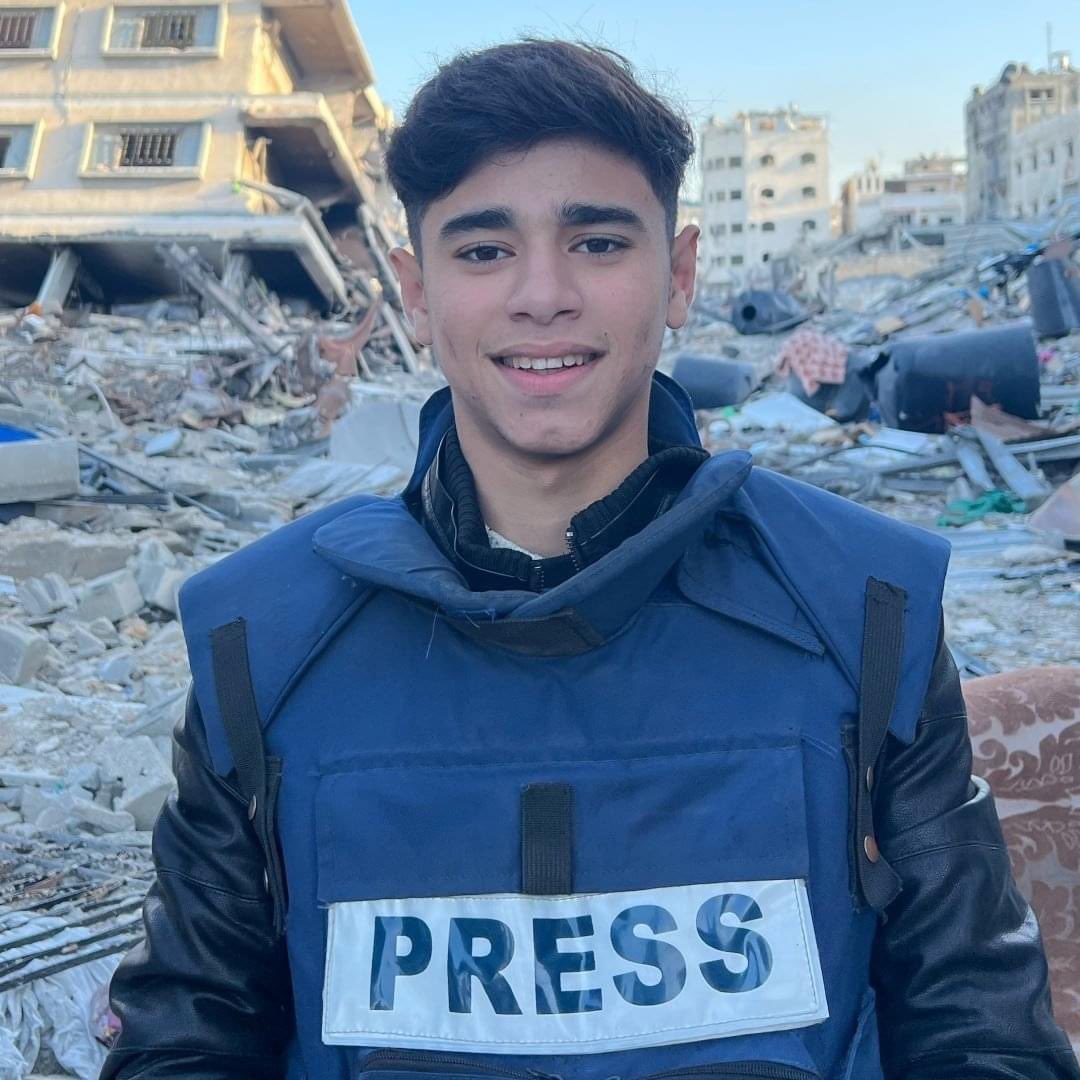 ahmadslmanx's tweet photo. جيش الاحتلال يختطف الناشط عبود بطاح من مستشفى كمال عدوان في غزة ويعرضه للتنكيل ثم يقتاده لجهة مجهولة https://t.co/ol1cBRro8J