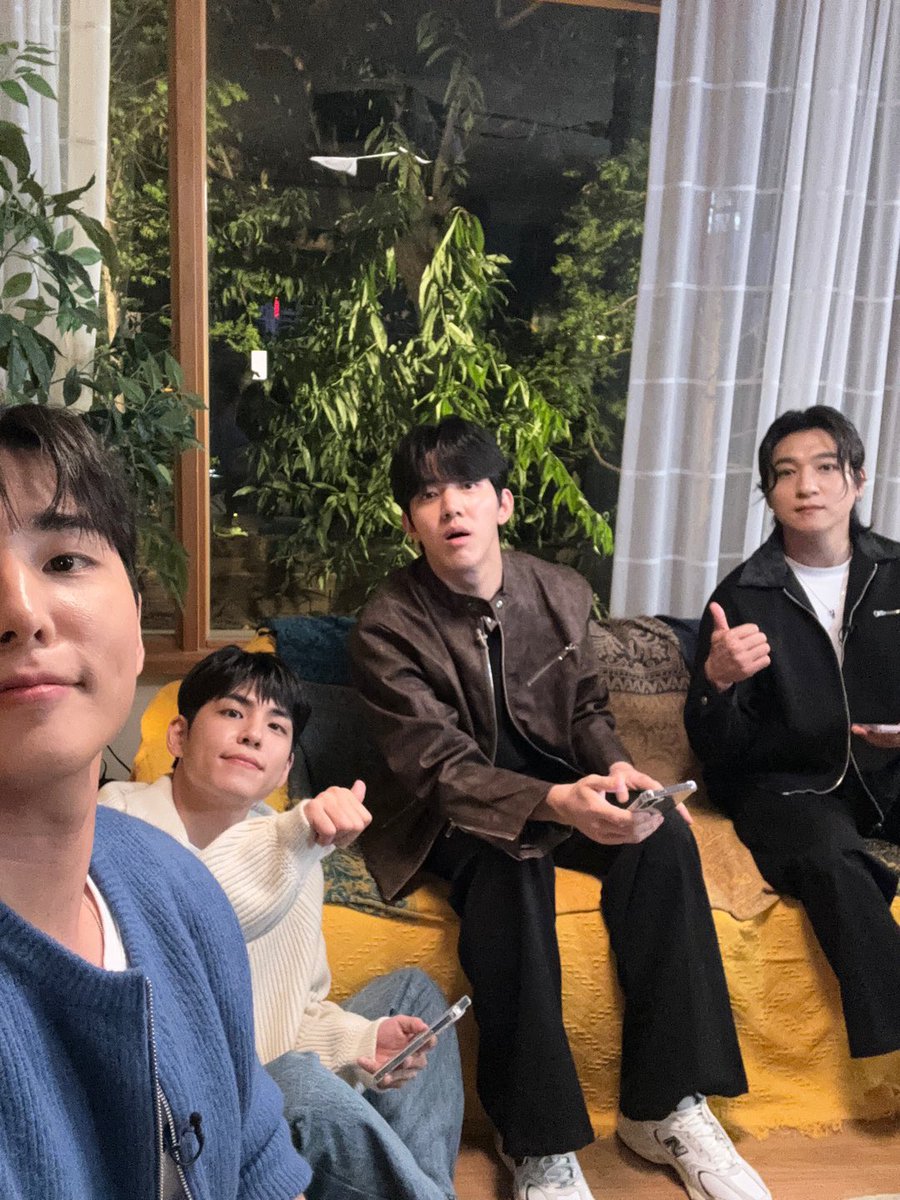 #2024MAMAVOTE #DAY6
1 RT = 1 VOTE
한번씩만 RT해주세용 ㅠㅠ