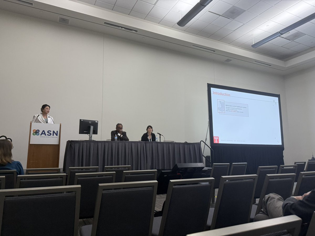Great oral presentation by Dr. Mingyue He, our former fellow, and future attending at the #ASN #KidneyWeek in San Diego
 “Inpatient Outcomes of Gastrointestinal Bleeding in Advanced CKD: A National
Analysis, 2016-2019”
#TempleNephrorologyFellowship 
<a href="/MingyueHe3/">Mingyue He</a>
