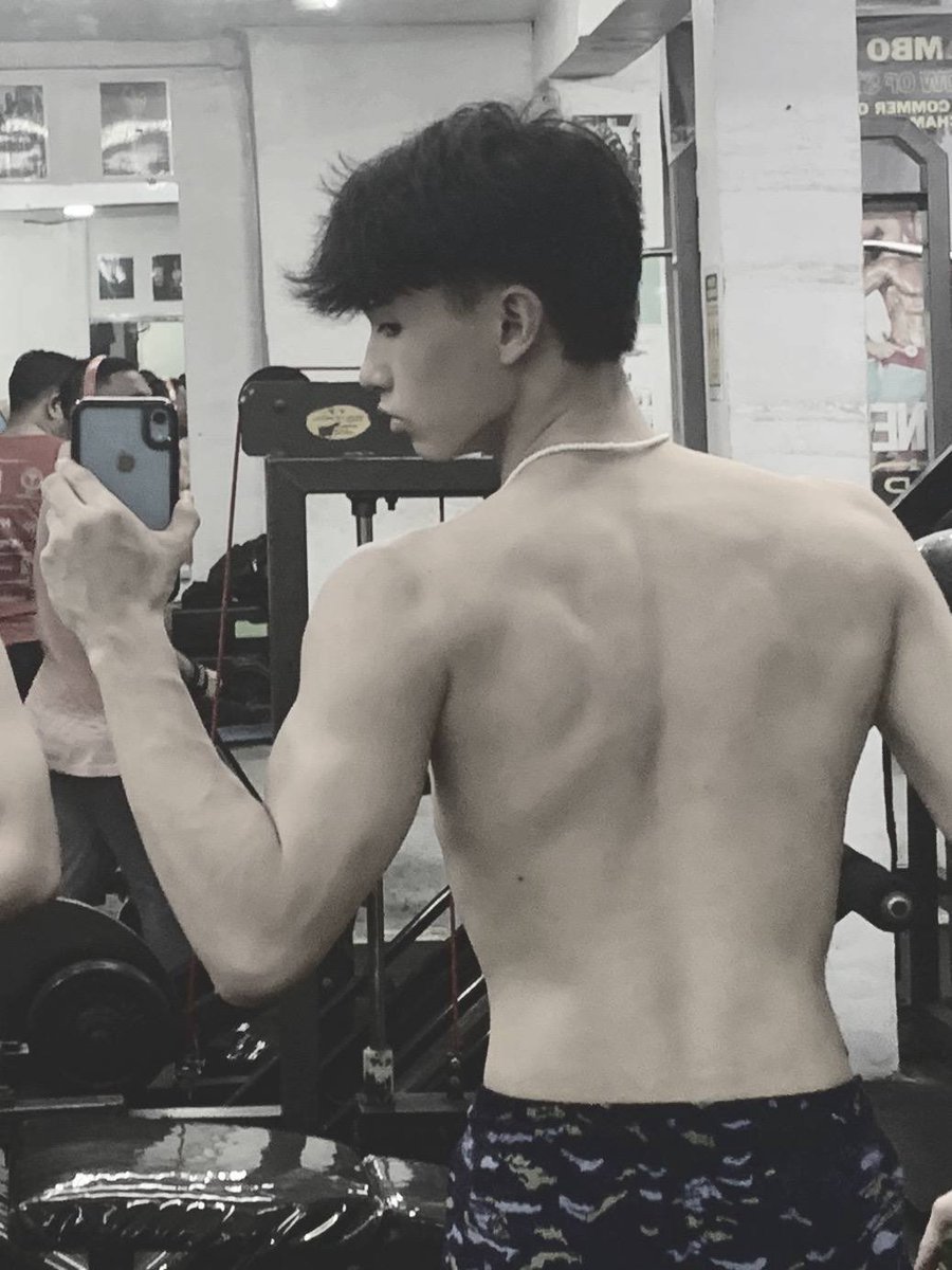 UrFavRjjj's tweet photo. 🏋️🏋️ https://t.co/zIC2bCVjff