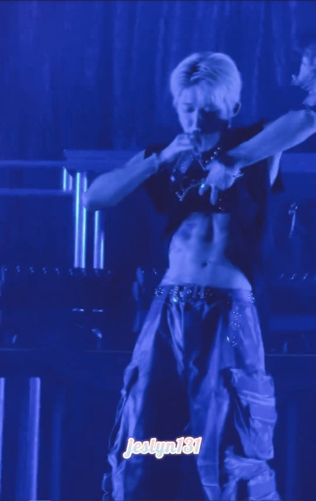 hanbinsnaps's tweet photo. Hanbin's six pack at last Europe tour https://t.co/YTrOmVbeFn
