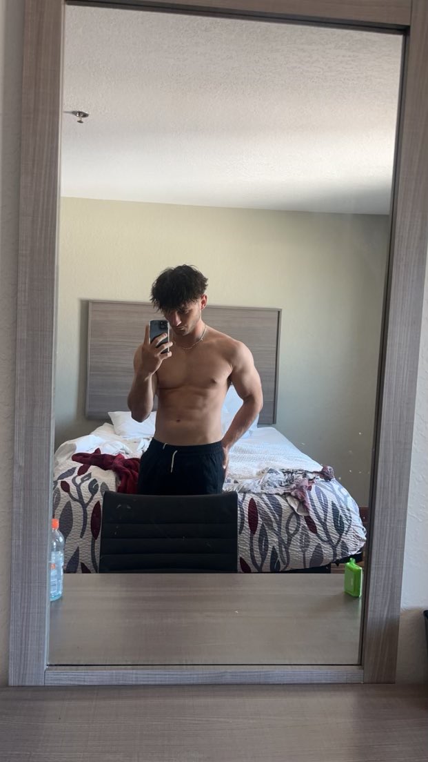 Say Hi for the nudie version in ur DM