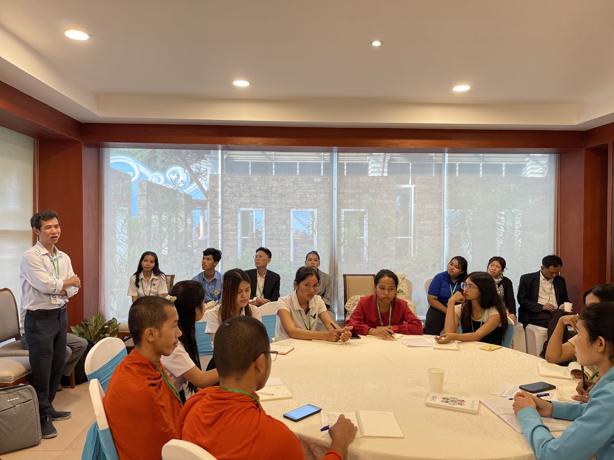 OxfamKH's tweet photo. #OxfamKH led the youth's roundtable discussion on "Advocating for Enhanced #CommunityForest Protection &amp; #ClimateFinance" at Cambodia #ClimateChange Forum 2024. We also ran a quiz session to raise youth's climate knowledge and gender equality, disability &amp; social inclusion #GEDSI https://t.co/c4dreTuHZG