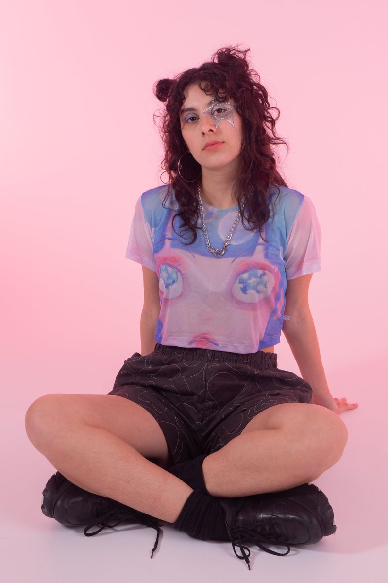kindkuki's tweet photo. KINDKUKI 2nd Drop - SS2024 

Photography | LABFEMUFN
Fashion Design and Styling | Aninha Braun
Hair | Jairo Martins 
Makeup | Aninha Braun 
Models | Marcela Braun &amp; Rafa Farias
Editing | Lucca Sá &amp; Aninha Braun

｡⁠*ﾟ⁠+ compre pelo site ｡⁠*ﾟ⁠+
https://t.co/CpBz0dhNWR https://t.co/4z0UB0NgKg