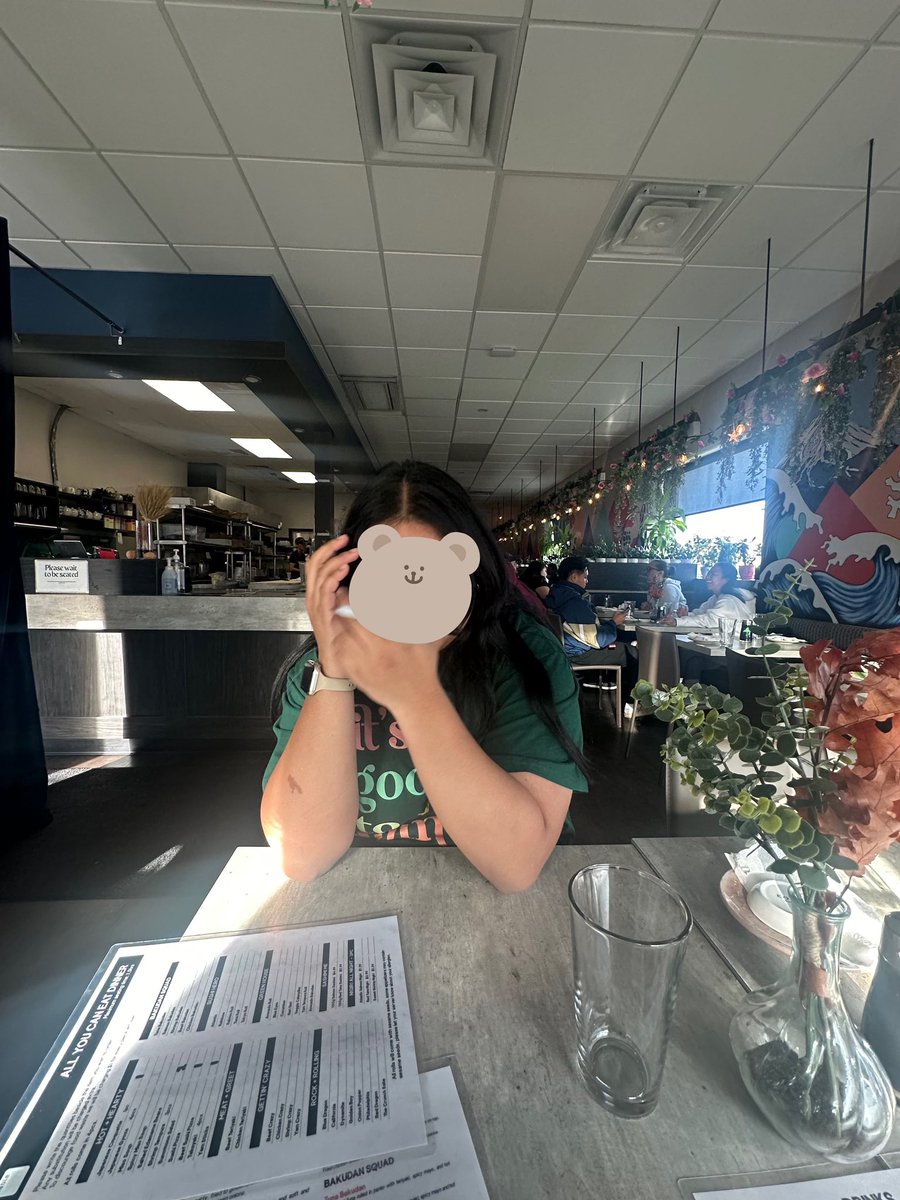 stuhde_'s tweet photo. my day in photos ☁️🍣🌲🌸 #studytwt #archivetwt #lifetwt https://t.co/VvCHRpVN3d