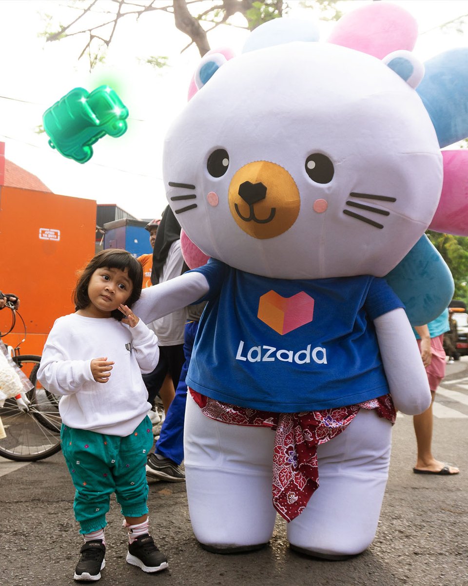 LazadaID's tweet image. 📍Car Free Day Jalan Raya Darmo
📆 Tiap hari Minggu sampai 15 Desember 2024

Ketemu disana, ya, Lazadians!
