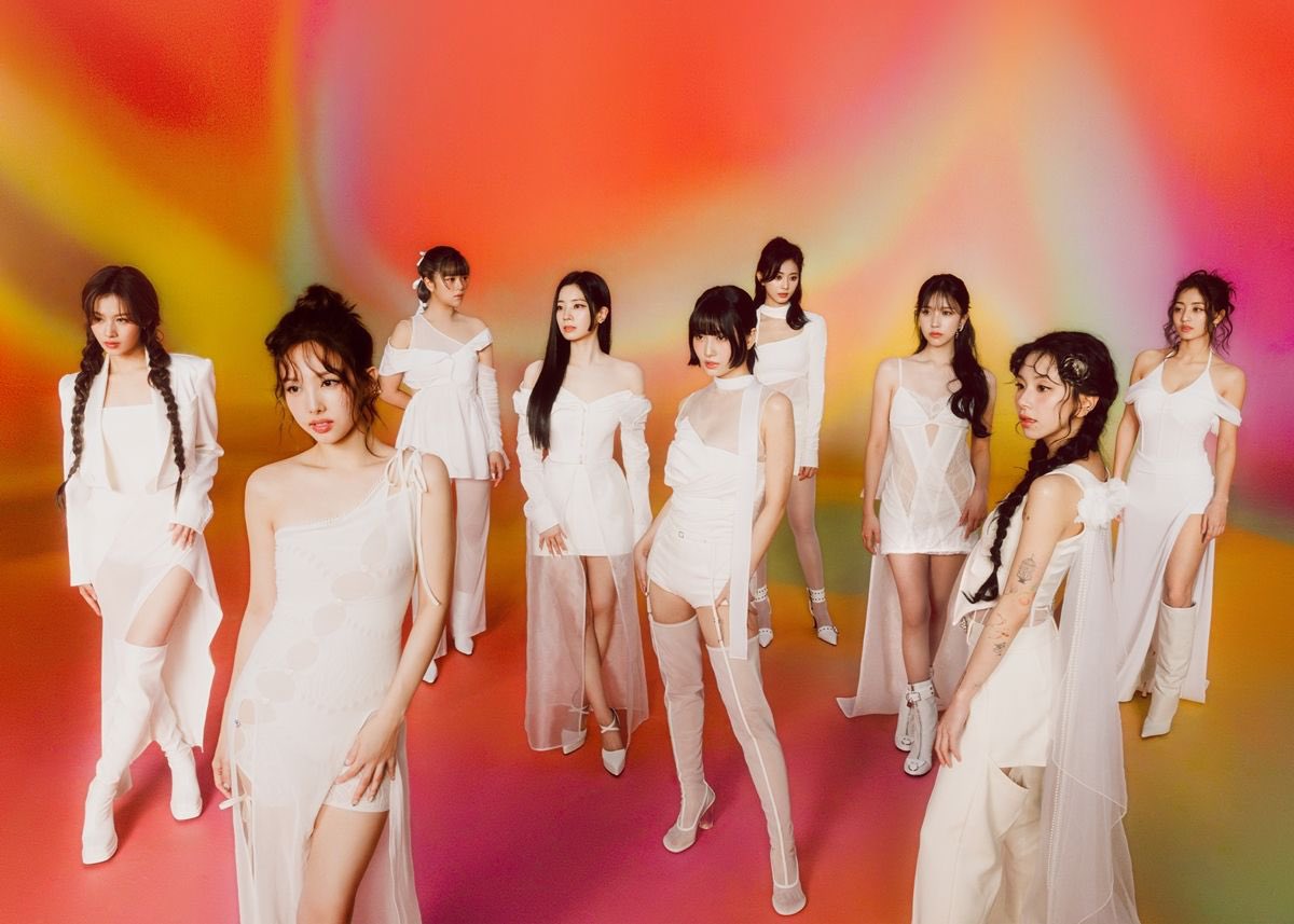 PopBase's tweet photo. TWICE in the ‘Mamushi’ remix:

“We sold out your closet like we did at MetLife
[…]
We’re the originators, global entertainers
Your favorite girl group sings our song, screaming TWICE” https://t.co/n5sdbfmoMp