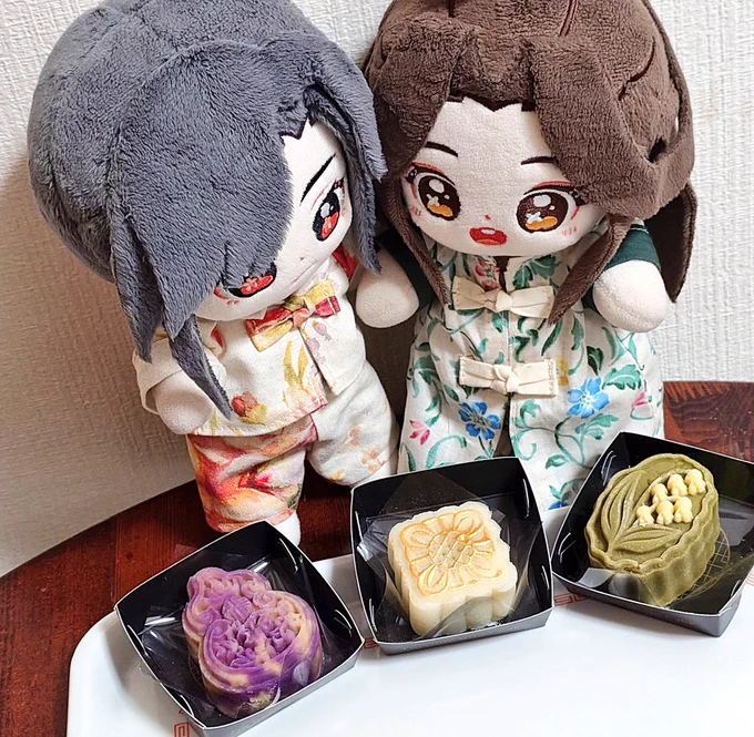 せんだいのお土産を遅ればせながらご紹介!生月餅のお店に行きました!見た目も味もたくさんあって選ぶのも食べるのも楽しかったです〜!