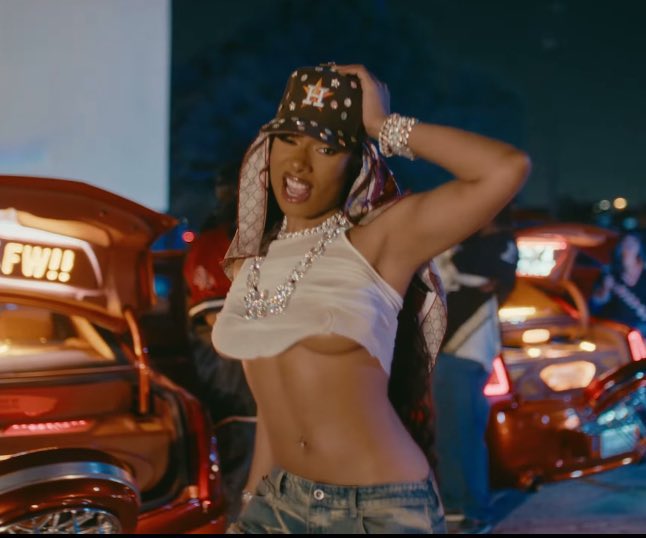 TWICEANALYTICS's tweet photo. .@theestallion "Mamushi (Remix)" is @JYPETWICE first-ever EXPLICIT track! 🔞 https://t.co/jItaAIbtkq