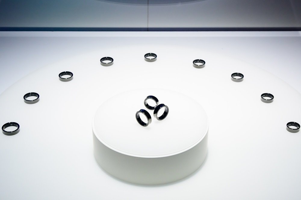 El diseño de #GalaxyRing es un ejemplo de innovación y de cómo la #InteligenciaArtificial de Samsung puede cuidar nuestro bienestar ✨

Productos así hacen que me sienta aún más orgullosa de ser parte de esta compañía pionera en investigación y desarrollo de nuevas #tecnologías