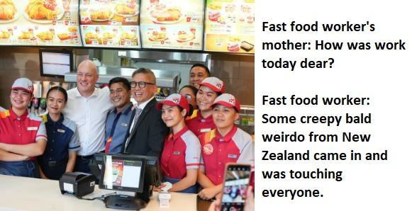 stampmemesnz's tweet photo. @IAmyPearl @salty_kiwi @RoyalFamily #SackBayly https://t.co/PJjF3pDvT7