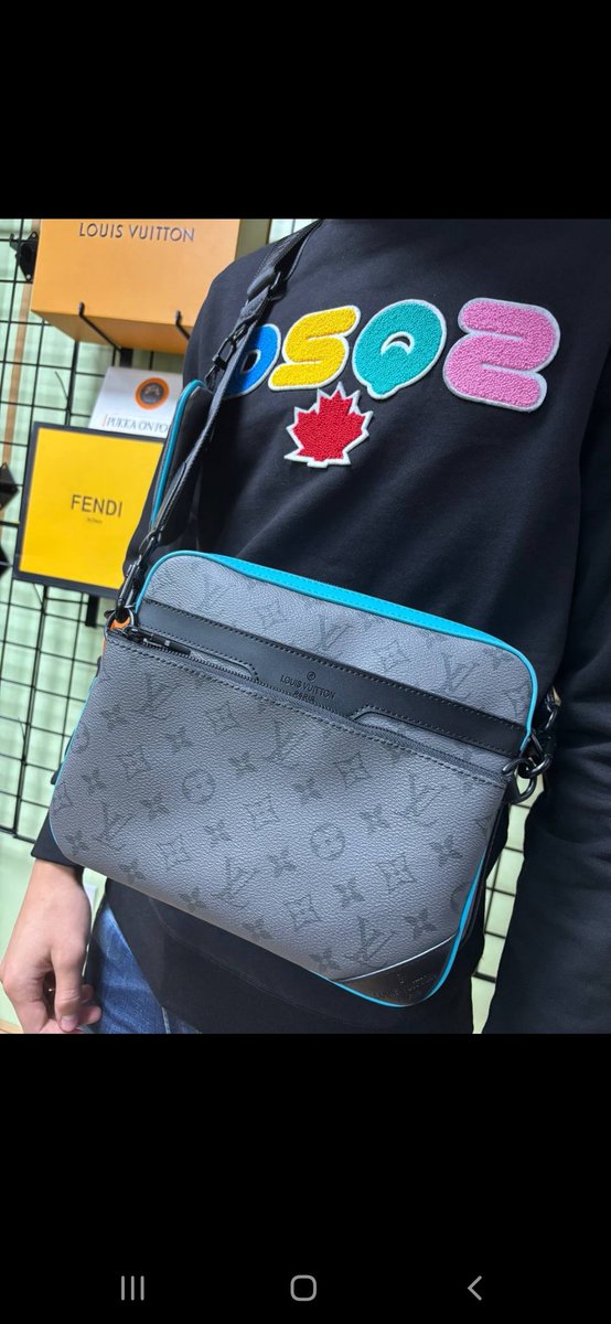 ClarkJnr's tweet photo. My friend runs a group selling superclone items such as clothes, footwear, perfumes, gift sets and accessories. Dm me and I'll send you the link. Top Quality items at great prices. https://t.co/YO9GwbJil0