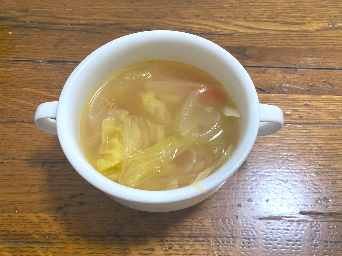 ペペロンチーノと野菜のスープ