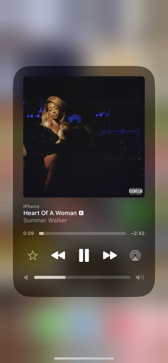speakmyvibe's tweet photo. summer walker weather https://t.co/mwVvBUpy6m