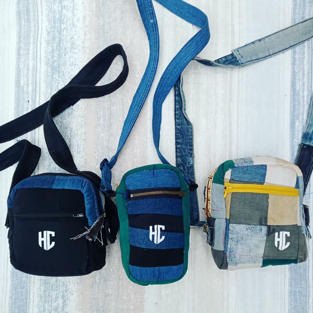 HerbertCarlos45's tweet photo. Upcycled denim bags. https://t.co/KVAzvYw0mp