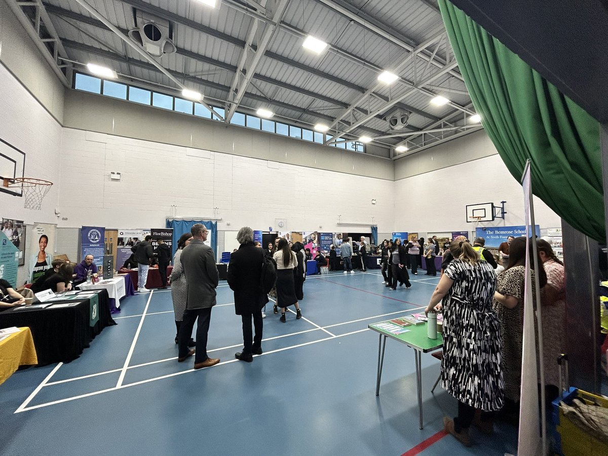 Chloé Woodhouse (@aviewaskew) on Twitter photo A brilliant event organised by the wonderful <a href="/Bemrose_Careers/">The Bemrose School - Careers Department</a> last night. Over 82 families came to discuss careers with various providers and consider next steps! <a href="/BemroseSchool/">The Bemrose School</a> A brilliant event organised by the wonderful <a href="/Bemrose_Careers/">The Bemrose School - Careers Department</a> last night. Over 82 families came to discuss careers with various providers and consider next steps! <a href="/BemroseSchool/">The Bemrose School</a>