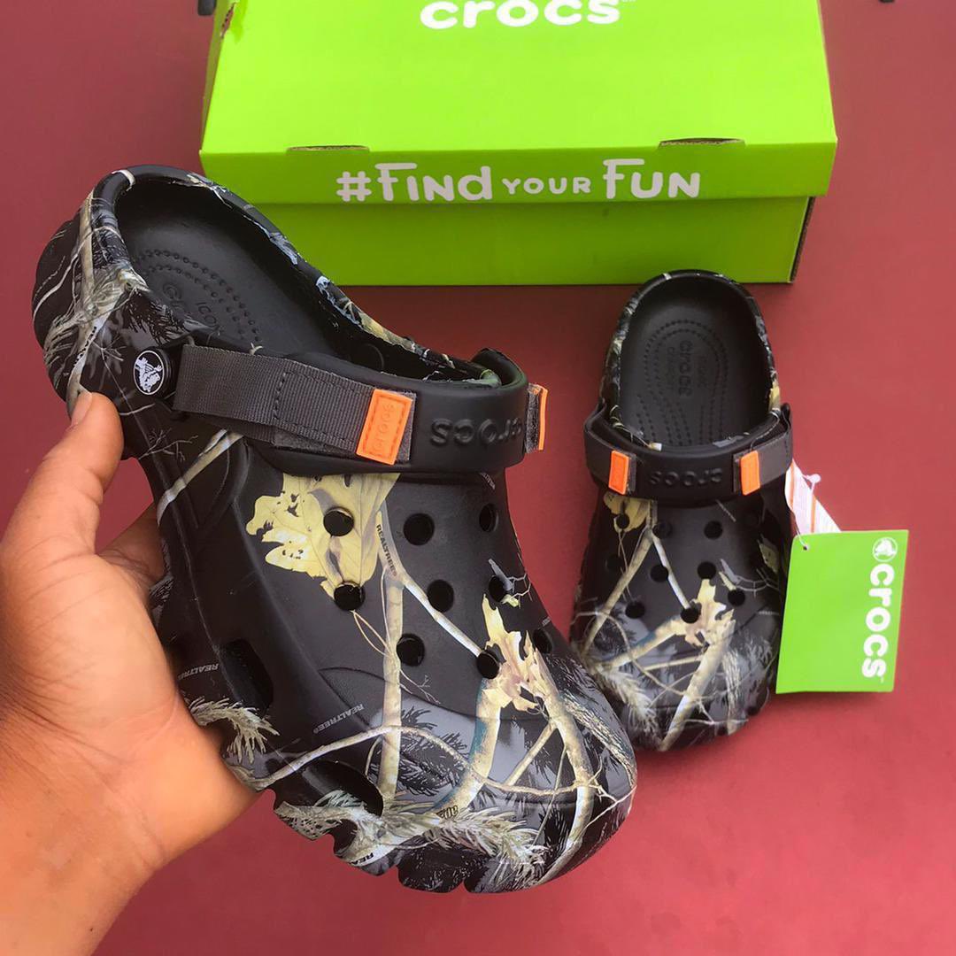 Naheematullah22's tweet image. I sell quality crocs, please buy from me