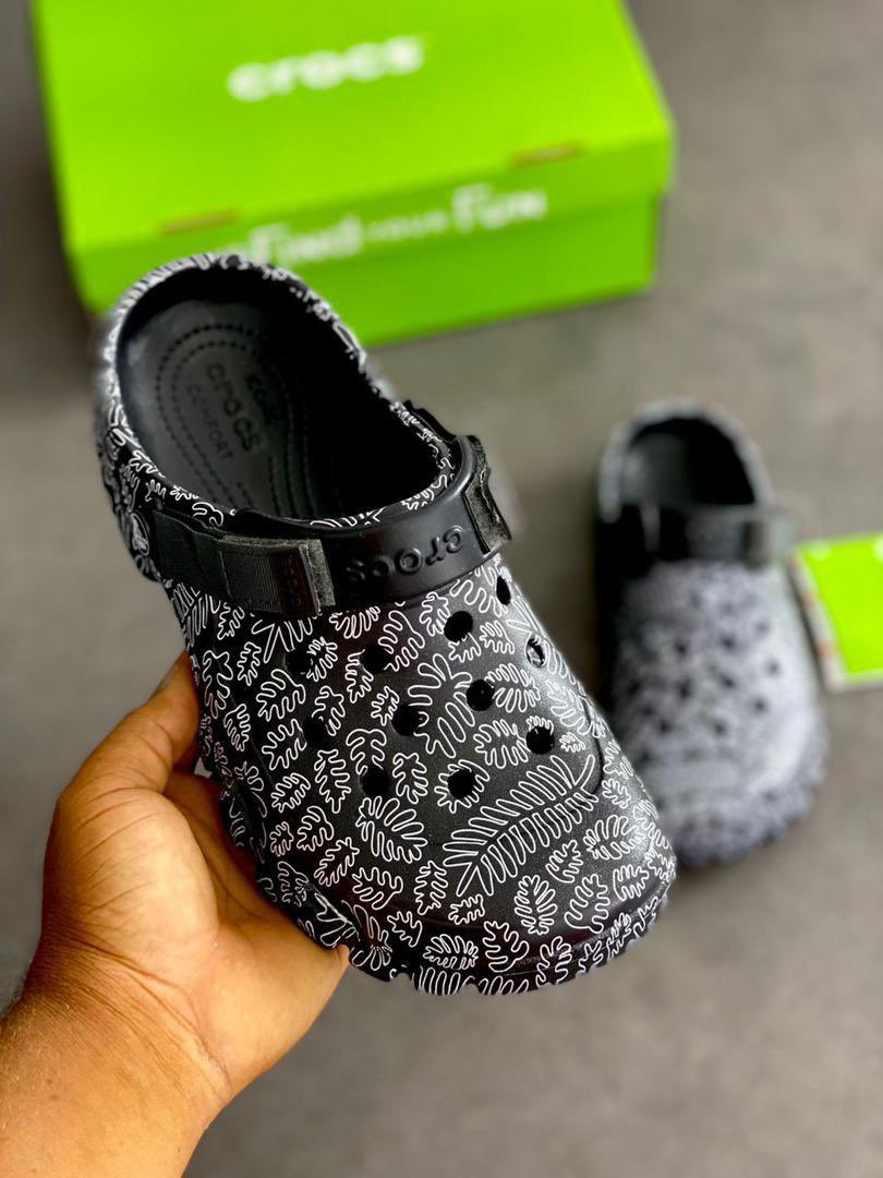 Naheematullah22's tweet image. I sell quality crocs, please buy from me