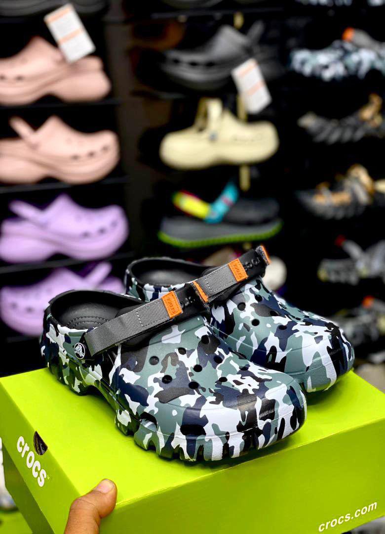 Naheematullah22's tweet image. I sell quality crocs, please buy from me