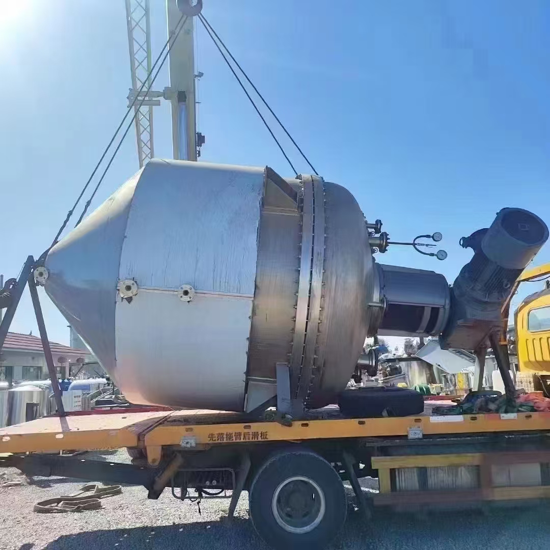 Cone spiral belt vacuum dryer,brand-new, full volume:15.9m3,material:316