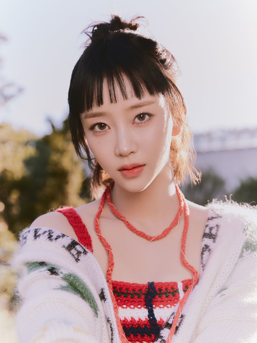 STAYC_official's tweet photo. STAYC Digital Single
[ …l ]

Concept Photo #Reset

Release
2024.10.30 WED 6PM (KST)

#STAYC #스테이씨
#Sumin #수민
#dotdotdot #GPT https://t.co/IxFBn7c82Q