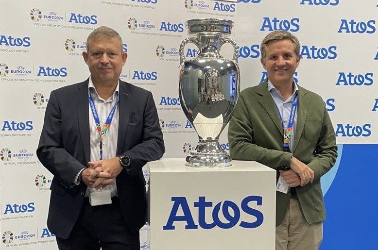 AtosES's tweet photo. 🔝 Orgullosos del exitoso trabajo de nuestros equipos en la #Euro2024 y #París2024 hemos celebrado un encuentro exclusivo para explorar junto a clientes las claves de nuestro éxito, de la mano de Nacho Moros, Head Major Events y Carlos von Prabucki Hurtado, CEO Atos España. https://t.co/5MtTESE2ui