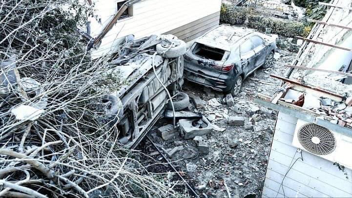 mhdksafa's tweet image. Israel deliberately bombed a journalists' residence in Lebanon and killed three brave journalists while they were sleeping.

This violates Article 79 of Additional Protocol (I) Geneva Conventions, but international law clearly does not apply to Israel.