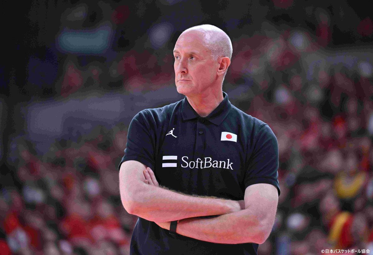 【お知らせ】
#AkatsukiJapan 男子日本代表 
当協会は、バスケットボール男子日本代表ヘッドコーチとして #トムホーバス 氏と契約継続したことをお知らせします。
ホーバス氏は11月に開催されるFIBA #AsiaCup 2025予選 WINDOW2より代表チームの指揮を執ります🇯🇵🏀 

■男子日本代表 トム・ホーバス