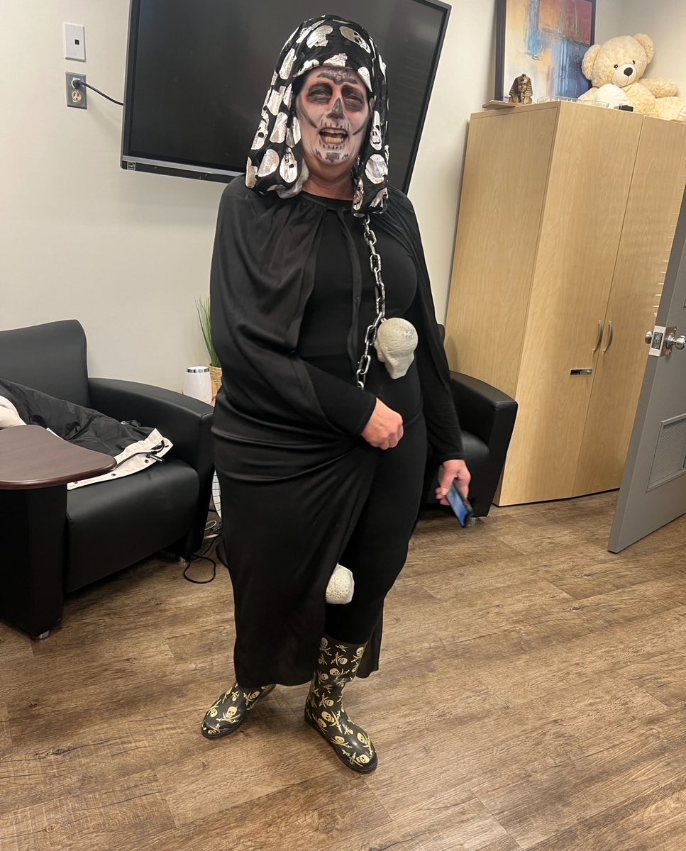 school_outreach's tweet photo. Well Brenda walked into school looking like this - she went ALL in as she thought it was Halloween today!  😂We laughed SO much - so a reminder to get your costume ready for NEXT  Thursday! 😂😂#loveyouBrenda  #halloween2024 https://t.co/8W1ZlzZ2Wj