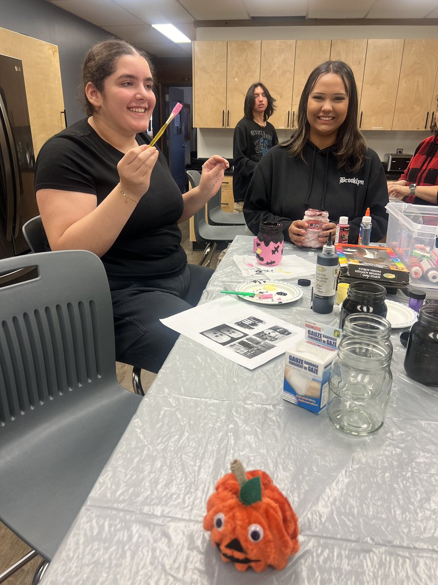 school_outreach's tweet photo. Well Brenda walked into school looking like this - she went ALL in as she thought it was Halloween today!  😂We laughed SO much - so a reminder to get your costume ready for NEXT  Thursday! 😂😂#loveyouBrenda  #halloween2024 https://t.co/8W1ZlzZ2Wj