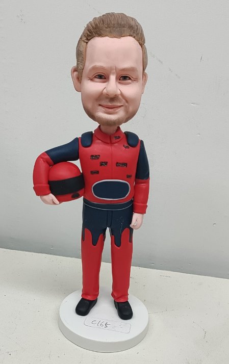 unibobble's tweet image. 🎉 Imagine his face on a mini figurine – it's the gift he needed but will love forever.  Code UNIB40 to enjoy a 40% OFF! at unibobble.com/custom-gifts-m…. 
#GiftsForHim #CustomBobblehead #FunnyGifts #PersonalizedGifts #Unibobble #HolidayShopping #40Off #GiftIdeas #StandOutGift