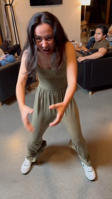 She chose a successful career https://t.co/exE4DBIUrt