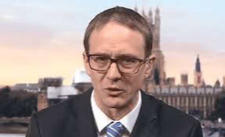 It’s been alleged that Keir Starmer was seen reading somebody else’s newspaper that had been left on a train.
More on this breaking news later.