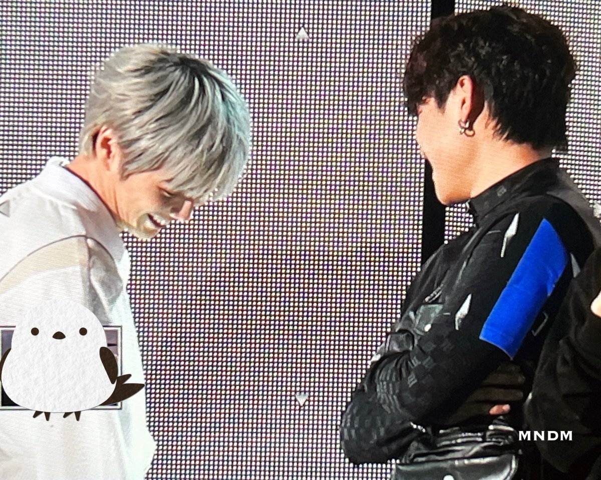 MNDM_wj's tweet photo. 241025 뮤직뱅크 창원

트리플포지션 중의 두명이다🥹

#박우진 #AB6IX #우진이는바보다 https://t.co/t6KCp0Ptzk